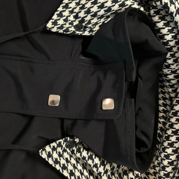 Regent Park Women's Small Black Raincoat Jacket Lined Detach Hoodie -tiny flaw - Picture 7 of 14